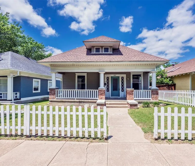 1804 Lipscomb Street, Fort Worth TX 76110