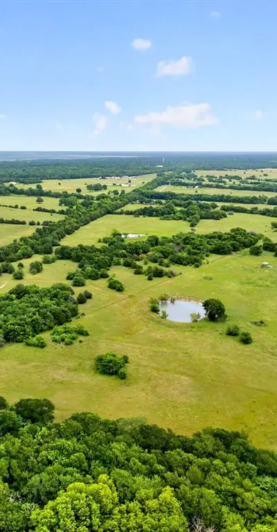 994 County Road 3925, Wolfe City TX 75496 - Photo 2