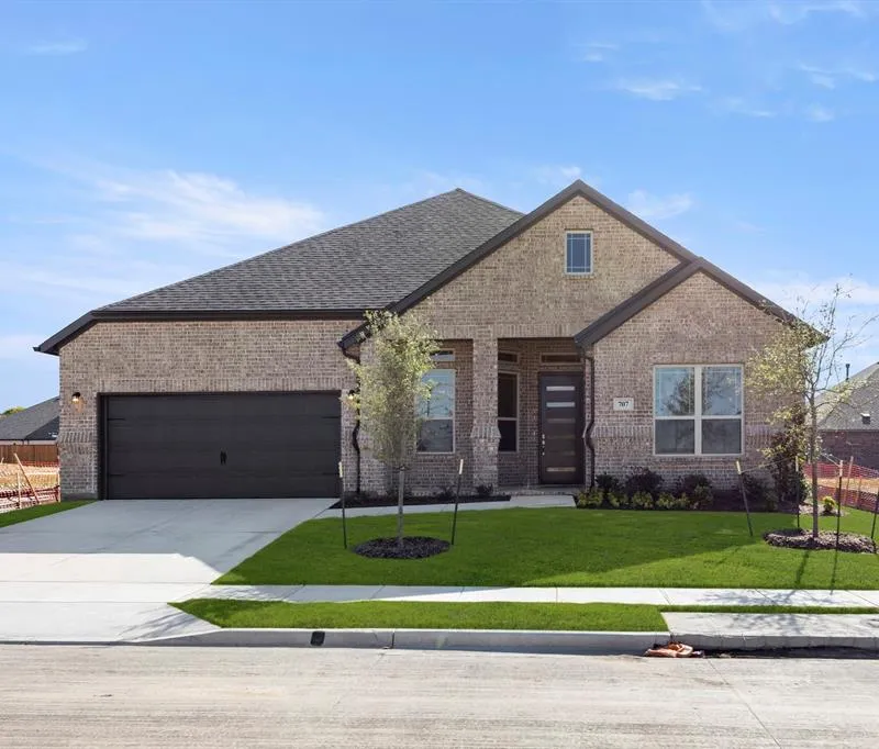 707 Brazos Drive, Van Alstyne TX 75495