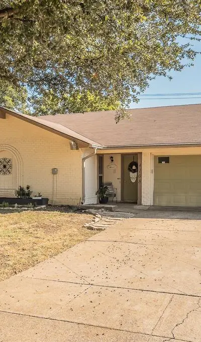 4108 Longleaf Lane, Fort Worth TX 76137