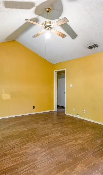 813 Royal Meadows Street, Denton TX 76209 - Photo 4