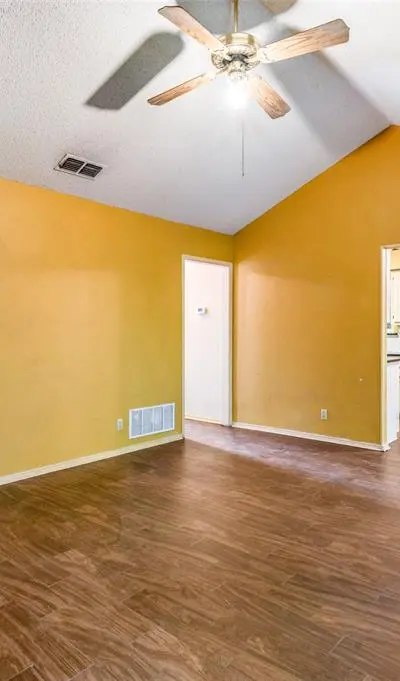 813 Royal Meadows Street, Denton TX 76209 - Photo 5