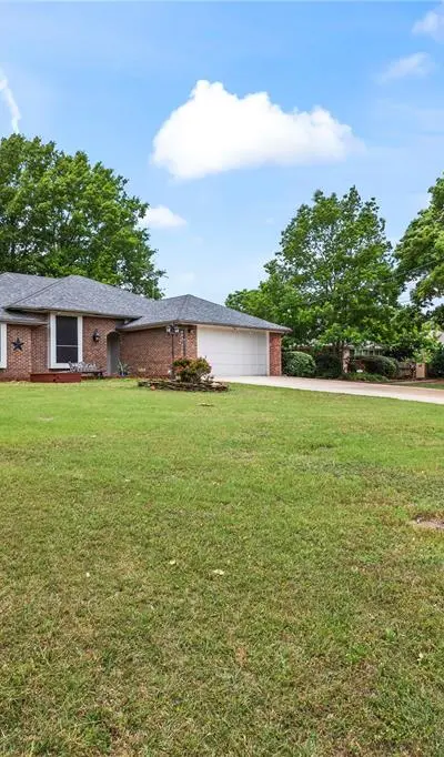 403 N Casa Grande Circle, Duncanville TX 75116 - Photo 4