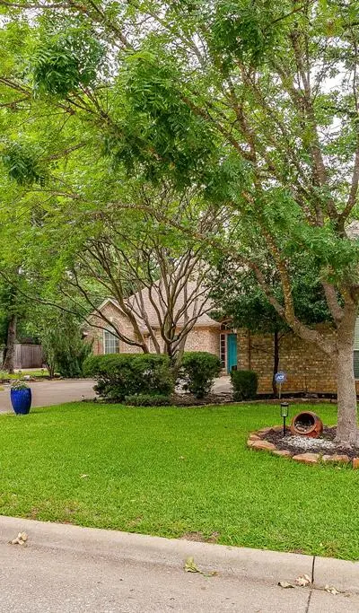 2024 Spinnaker Lane, Azle TX 76020 - Photo 2