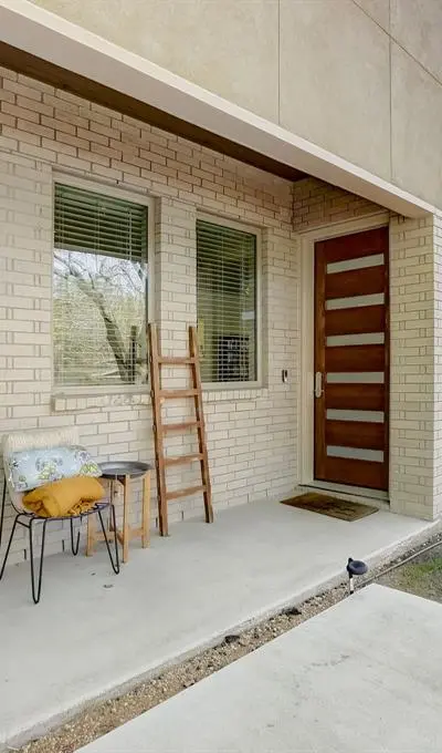 3312 Walchard Court, Dallas TX 75229 - Photo 3