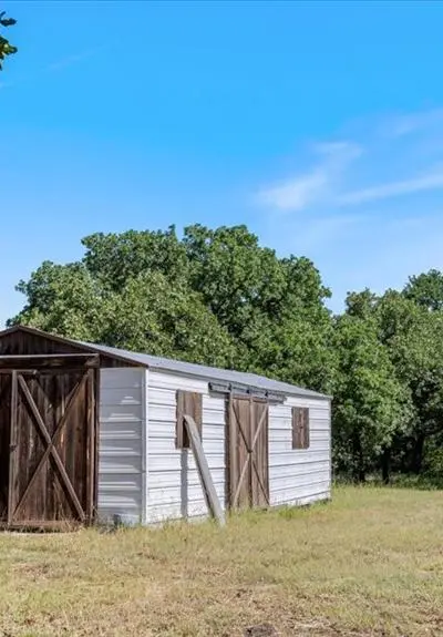 12152 County Road 156, Bluff Dale TX 76433 - Photo 3