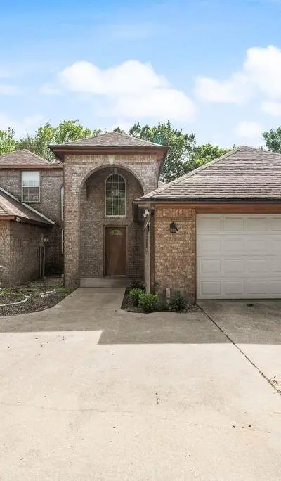 115 Idle Creek Court, DeSoto TX 75115