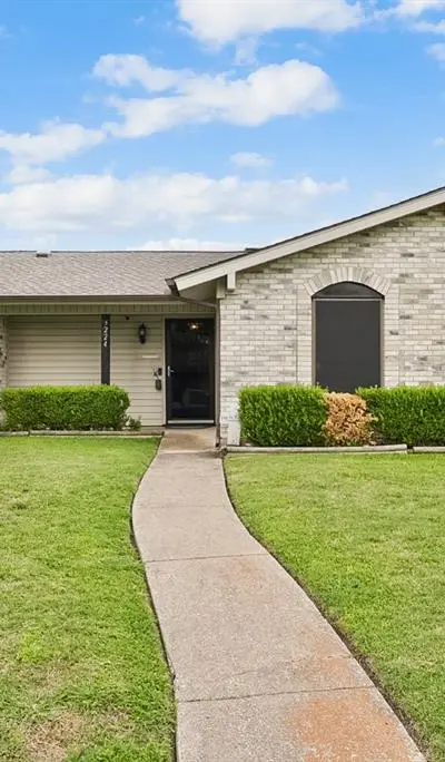3224 Rockne Lane, Mesquite TX 75150