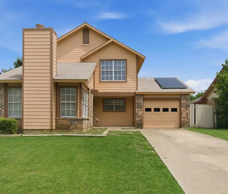4645 Waterway Drive N, Fort Worth TX 76137