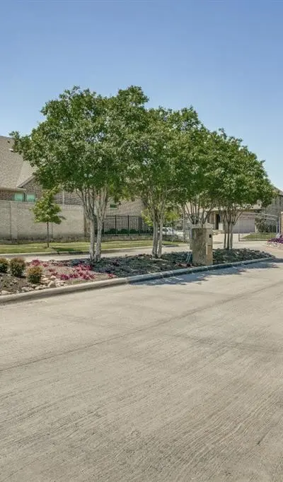 7906 Gulfstream Lane, Irving TX 75063