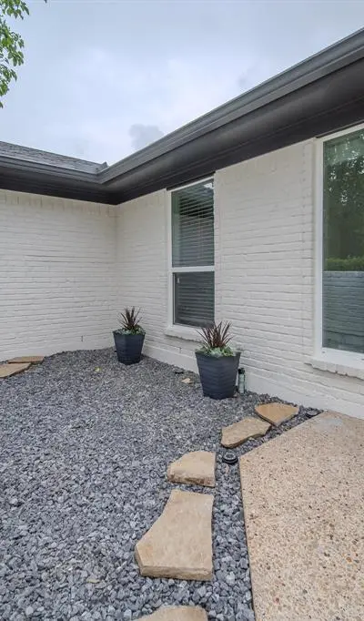 3505 Shady Brook Circle, Garland TX 75043 - Photo 2