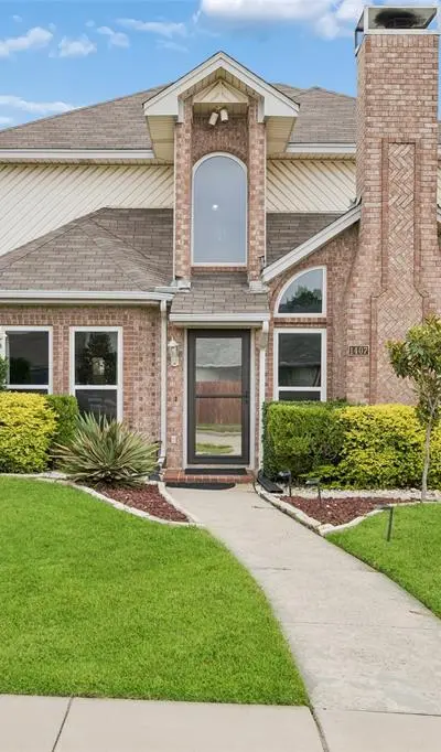 1407 Ranchview Court, Carrollton TX 75007