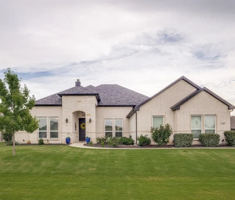 14825 Crystal Spring Drive, Justin TX 76247
