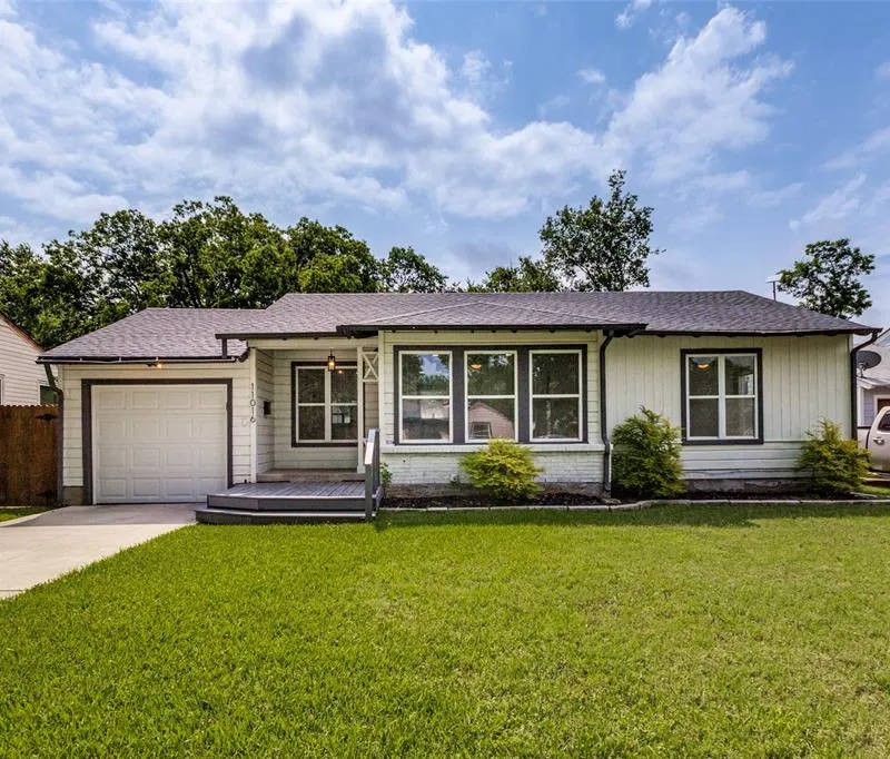 11016 Estacado Drive, Dallas TX 75228