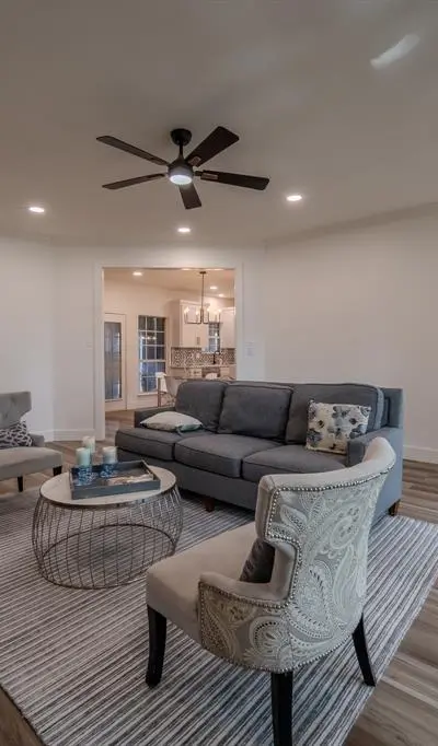 728 Violet Court, Mesquite TX 75150 - Photo 3