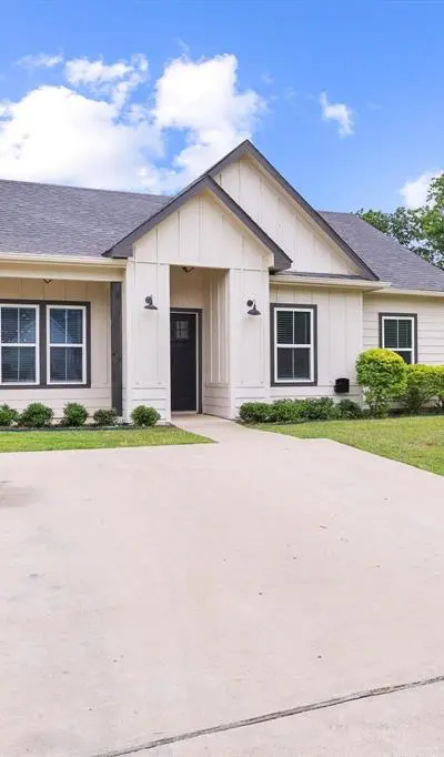 514 W Hull Street, Denison TX 75020 - Photo 2