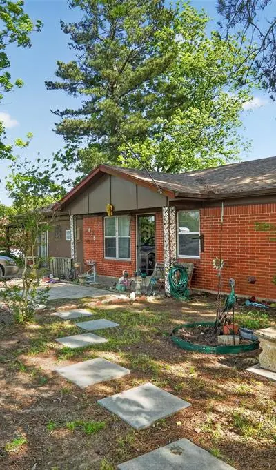 615 W North Street, Blossom TX 75416 - Photo 4