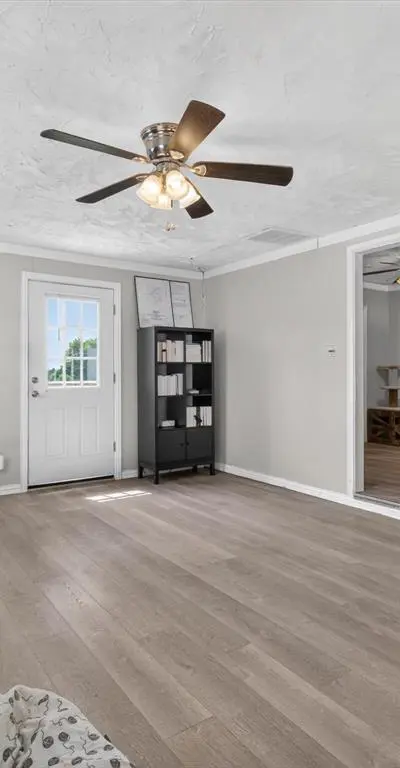225 Cobb Avenue, Van Alstyne TX 75495 - Photo 5