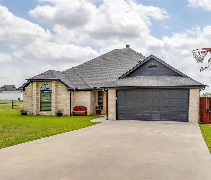 4129 Florance Road, Ponder TX 76259