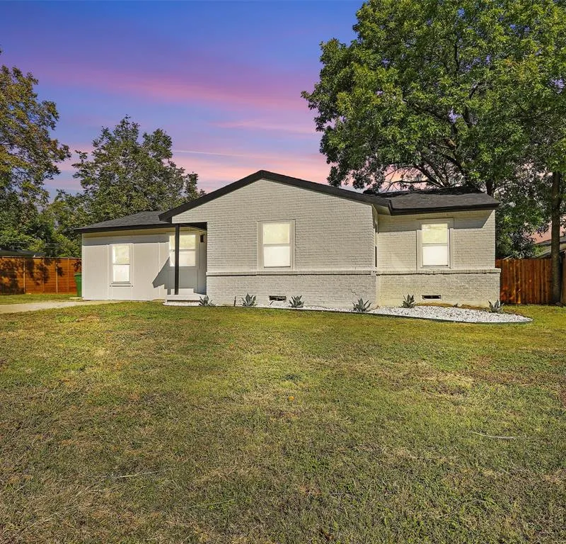 609 E Linda Drive, Garland TX 75041