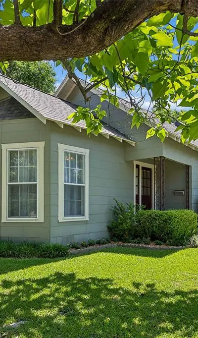 8902 Diceman Drive, Dallas TX 75218