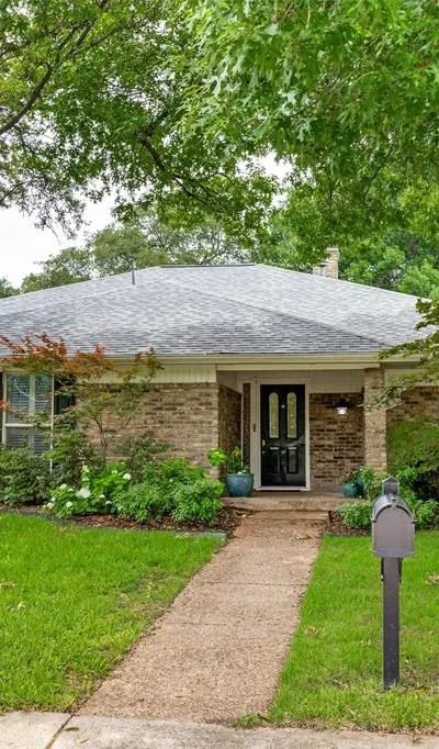 6409 Norbury Drive, Dallas TX 75248 - Photo 2
