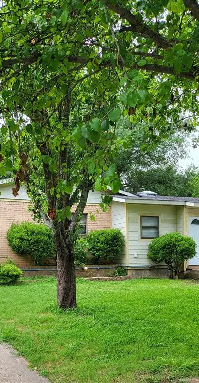 4971 Brigadoon Lane, Dallas TX 75216
