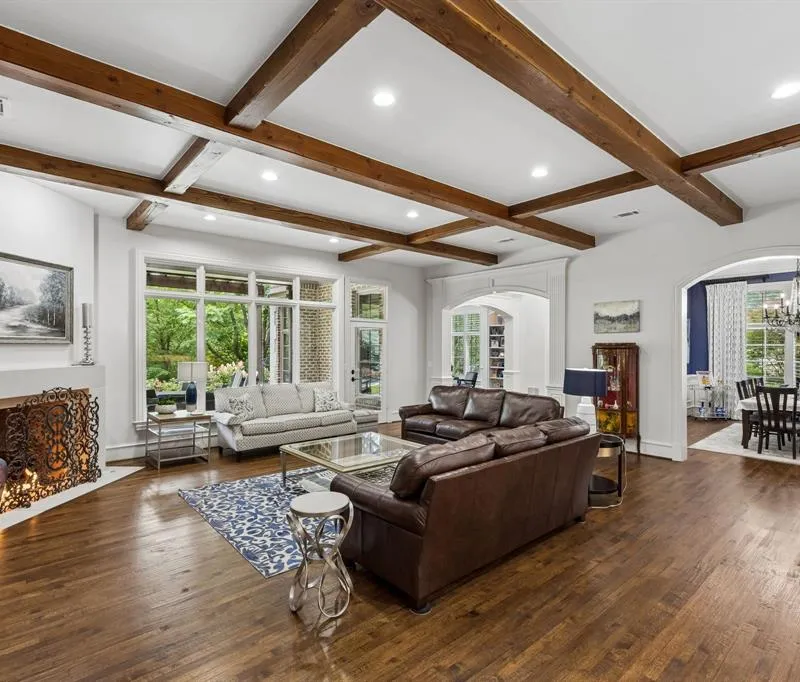 45 Kennington Court, Dallas TX 75248