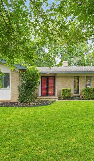 613 Misty Glen Drive, DeSoto TX 75115 - Photo 2