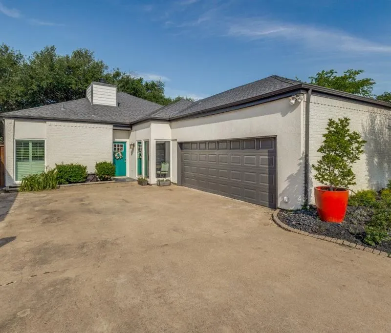 209 Oak Hill Drive, Trophy Club TX 76262