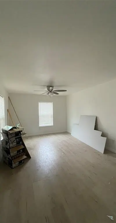 4731 Stokes Street, Dallas TX 75216 - Photo 2