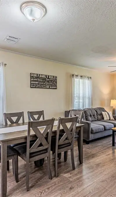 120 E Scotland Drive, Irving TX 75062 - Photo 5