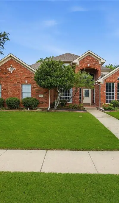 1424 Oakwood Court, Flower Mound TX 75028 - Photo 2