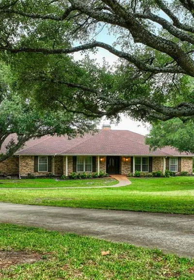 1113 Mockingbird Circle, Ennis TX 75119