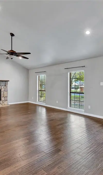 513 Harrington Lane, Euless TX 76039 - Photo 4