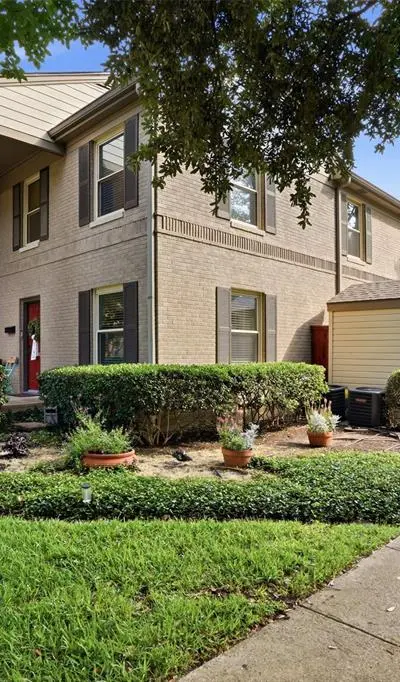 6363 Bordeaux Avenue, Dallas TX 75209 - Photo 2
