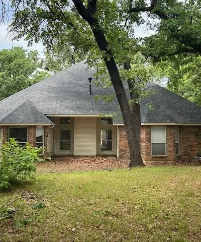1408 Flying Jib Drive, Azle TX 76020 - Photo 2