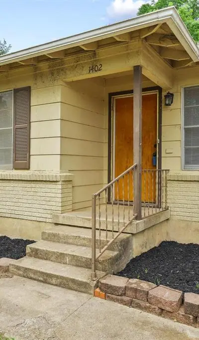 1402 Knight Street, Denton TX 76205 - Photo 3
