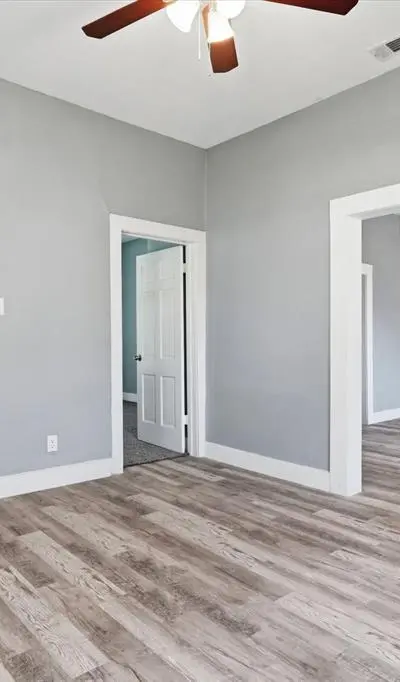 3454 Frazier Avenue, Fort Worth TX 76110 - Photo 3