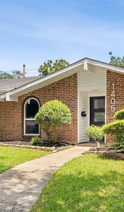 1405 Carnation Drive, Lewisville TX 75067 - Photo 2