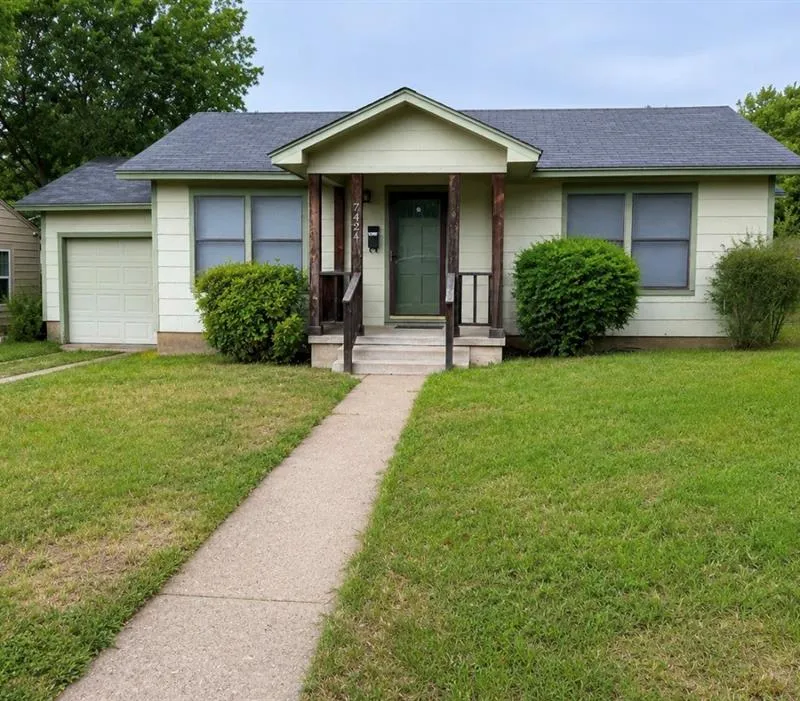 7424 Ewing, Fort Worth TX 76116