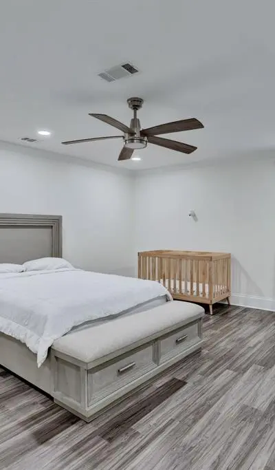 813 Brooks Avenue, Dallas TX 75208 - Photo 3