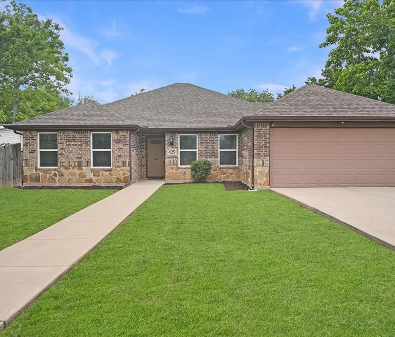 429 Cresthill Drive, Mesquite TX 75149