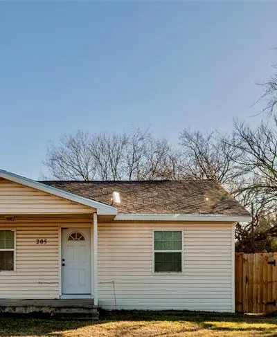 205 N State Highway 101, Chico TX 76431 - Photo 2