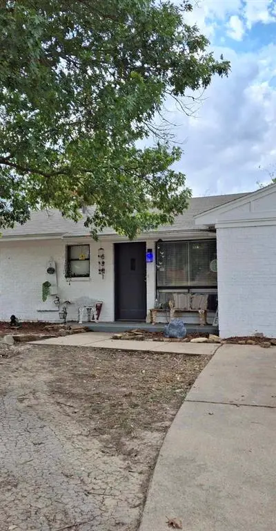 6301 Shadydell Drive, Fort Worth TX 76135