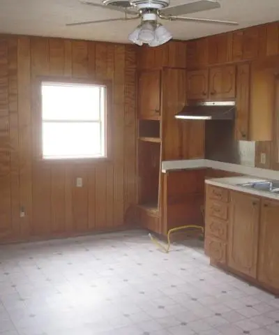 1104 Park Avenue, Bonham TX 75418 - Photo 5