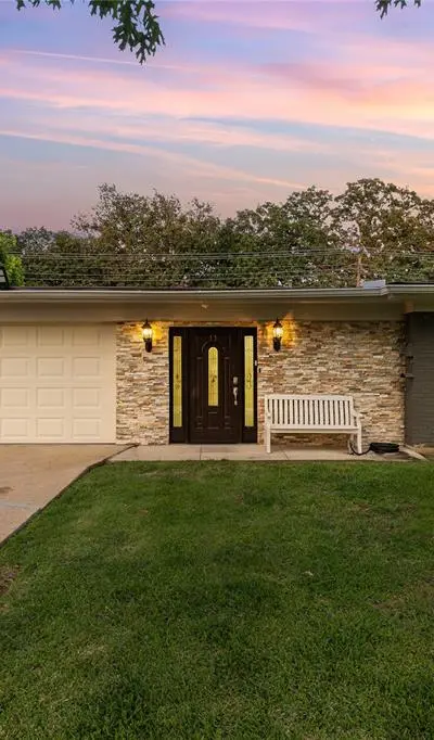 2010 William Brewster Street, Irving TX 75061
