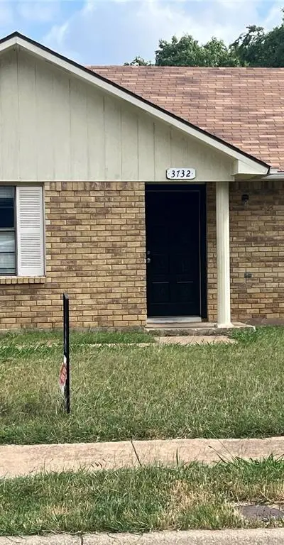 3732 Seven Gables Street, Fort Worth TX 76133 - Photo 3