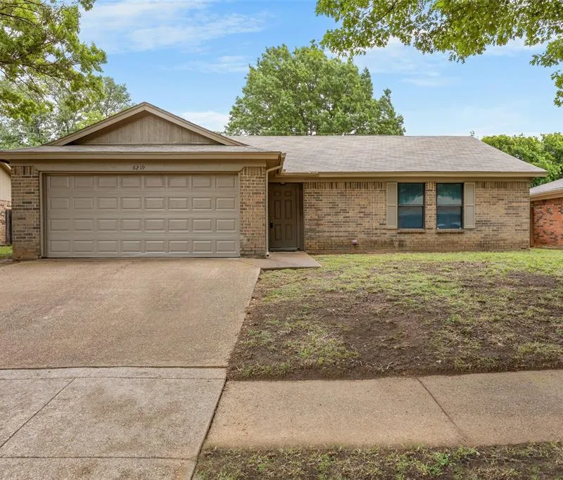 6219 Kelly Elliott Road, Arlington TX 76001