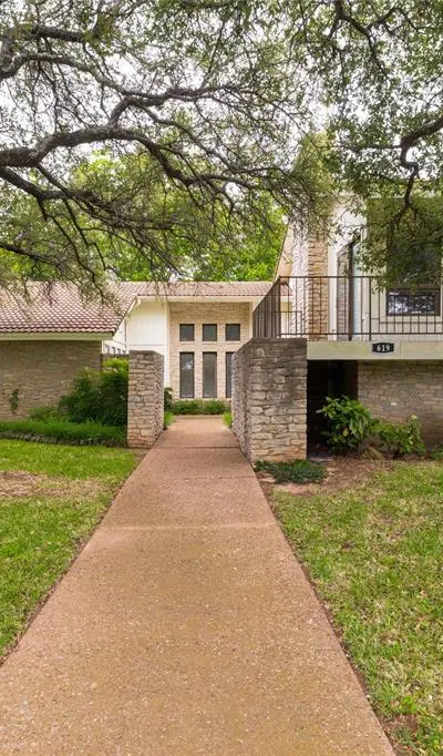 619 Baylor Street, Weatherford TX 76086
